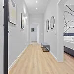Flatista Homes - Luise * Munich