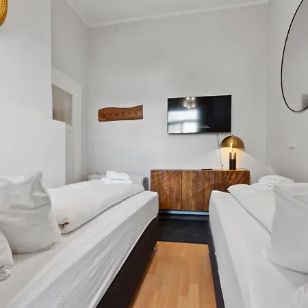 Flatista Homes - Luise 公寓