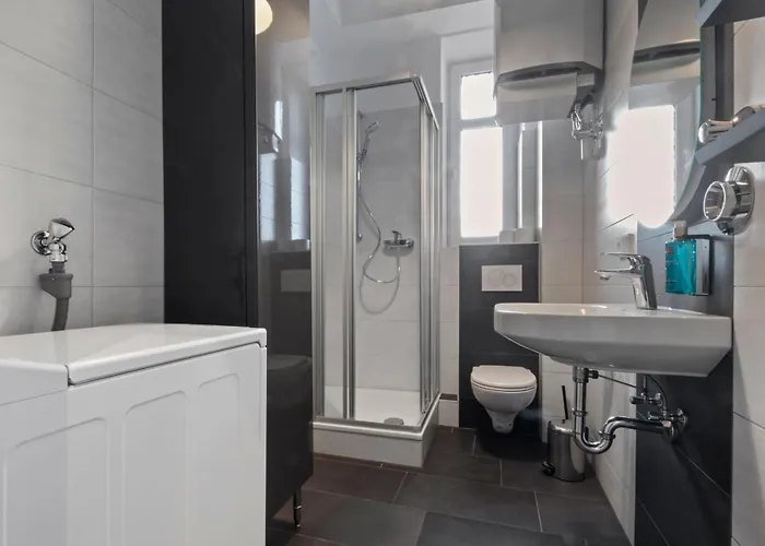 Flatista Homes - Luise