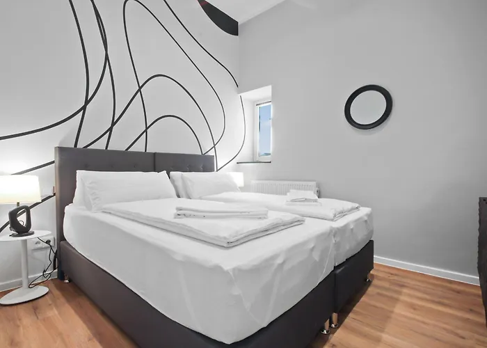 Flatista Homes - Luise Appartement *